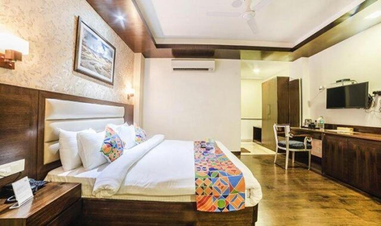 Fabhotel Galaxy Patel Nagar Nuova Delhi Esterno foto