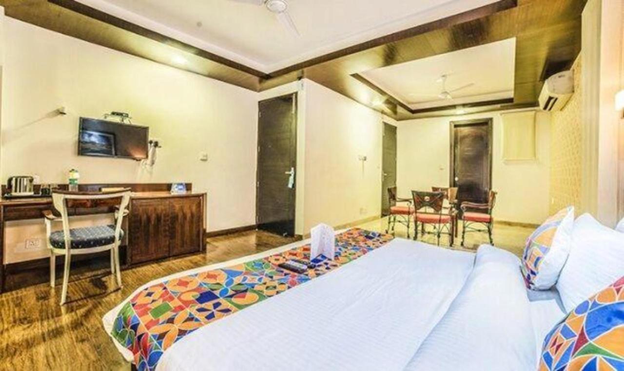 Fabhotel Galaxy Patel Nagar Nuova Delhi Esterno foto